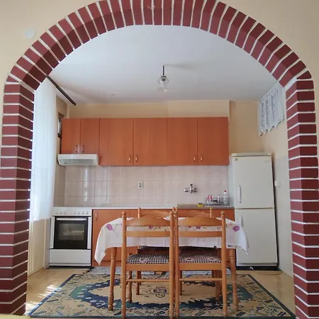 Vrbas شقة *