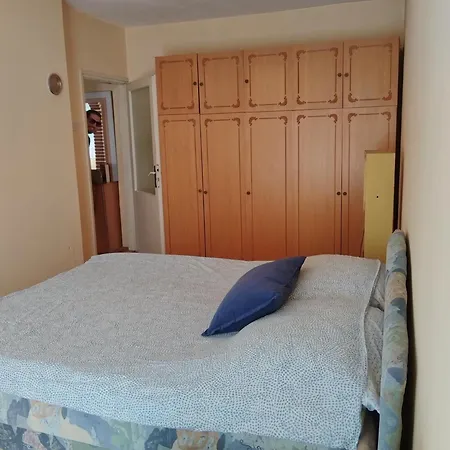 Vrbas شقة